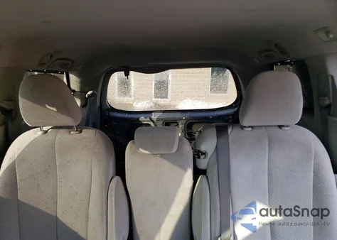 2013 Toyota Sienna Le z USA, uszkodzony, nr VIN 5TDKK3DC3DS343137